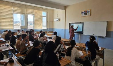 ALTINÖZÜ FEN LİSESİ EĞİTİME BAŞLADI