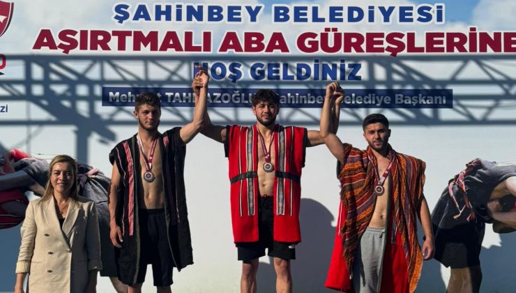 HATAY’I ABA GÜREŞLERİNDE GURURLA TEMSİL ETMEYE DEVAM EDİYOR