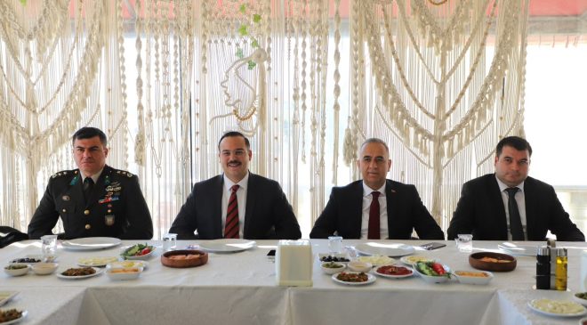 ALTINÖZÜ PROTOKOLÜ GAZİLER VE GAZİ AİLELERİYLE BULUŞTU 