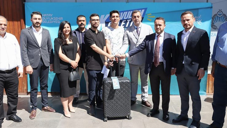 BAŞKAN YUMUŞAK’TAN GENÇLERE ANLAMLI DESTEK