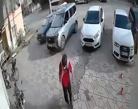 AYNI OKULDA OKUDUĞU AKRANI TARAFINDAN DEMİR SOPALI SALDIRIYA UĞRAYAN ÖĞRENCİ YARALANDI 