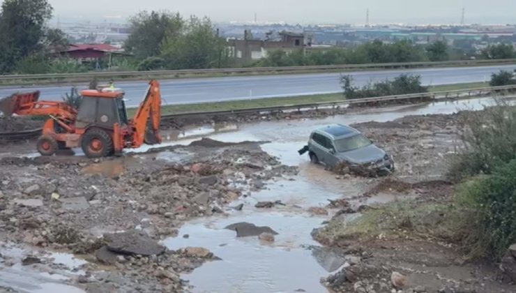 HEYELANIN KAPATTIĞI OTOYOLDA ARAÇLAR MAHSUR KALDI 