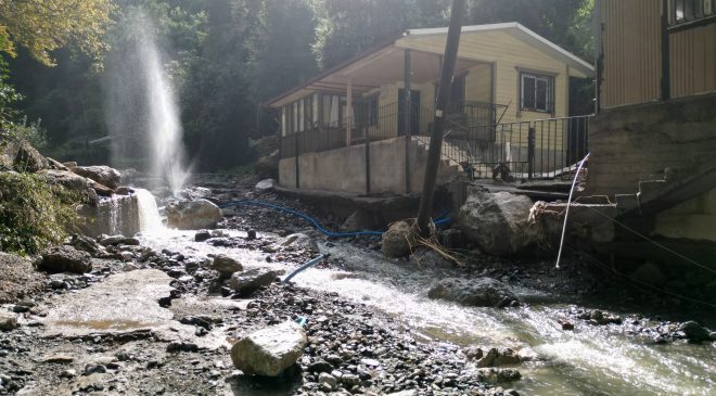 HATAY’DA ŞİDDETLİ YAĞIŞ HAYATI FELÇ ETTİ: YAYLALARDA YOL ÇÖKTÜ, EVLER ZARAR GÖRDÜ   