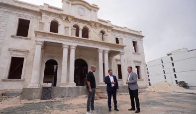 HATAY’DA TARİHİ VALİLİK BİNASINDA RESTARASYON ÇALIŞMALARI SÜRÜYOR   
