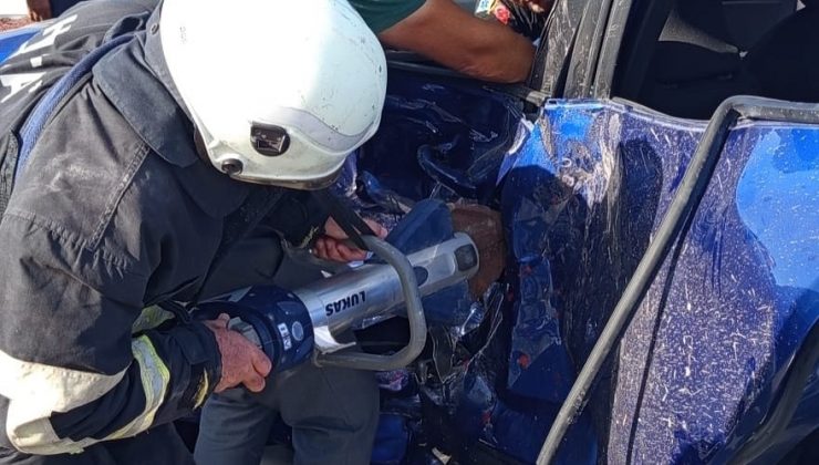 SAMANDAĞ’DA TRAFİK KAZASI:  5 YARALI