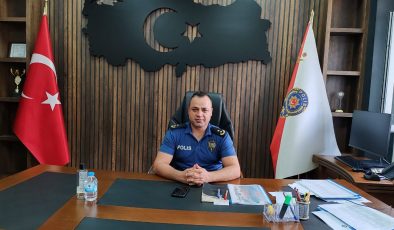 ERZİN’DE EMNİYET MÜDÜRÜ GÜN GÖREVE BAŞLADI   