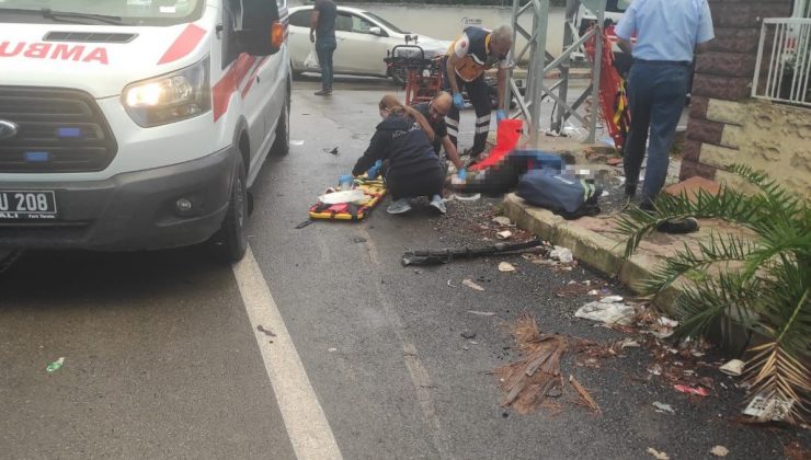 SERVİSLE ÇARPIŞAN MOTOSİKLETTEKİ 16 YAŞINDAKİ ÇOCUK ÖLDÜ