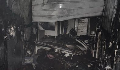 KIRIKHAN’DA KONTEYNER YANGINI   