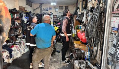 İSKENDERUN’DA MOTOSİKLET TAMİRCİLERİ DENETLENDİ   