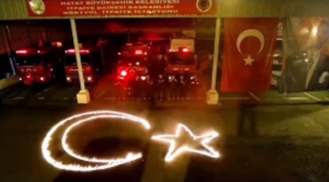 ATEŞ SAVAŞÇILARI 29 EKİM’İ ALEVLERLE KUTLADILAR   