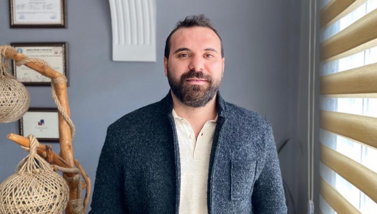 ÖZMEN: “SOSYAL MEDYA VE YAPAY ZEKA RUHUMUZU YENİDEN Mİ ŞEKİLLENDİRİYOR?”