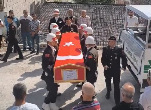 HATAYLI KORE GAZİSİ RESMİ TÖRENLE DEFNEDİLDİ 