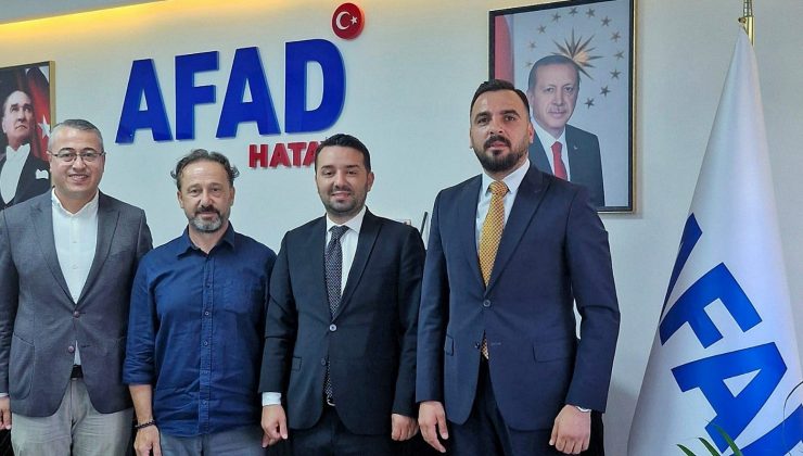 AK PARTİLİLERDEN İL MÜDÜRÜ BAYINDIR’A ZİYARET