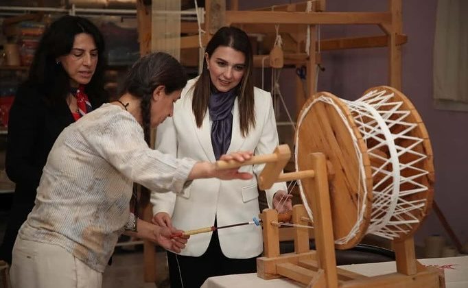 HANIMEFENDİ MASATLI’DAN HATAY’IN ALTIN İPEĞİNE DESTEK