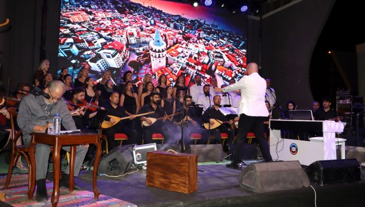 “TAHTA BAVUL MÜZİKALİ” ARSUZ’DA MÜZİKSEVERLERLE BULUŞUYOR