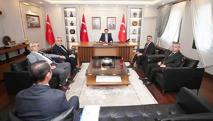 VALİ MASATLI MUHTAR HEYETİNİ KABUL ETTİ