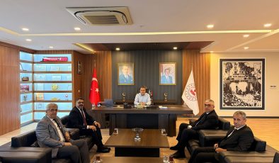 KAYMAKAM AKDAŞ MUHTAR HEYETİNİ KABUL ETTİ