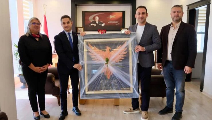 HATAY KÜLLERİNDEN DOĞUYOR: TÜLAY GENÇ’TEN ANKA KUŞU MESAJI