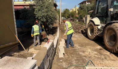 HBB, PAYAS’TA AFETİN İZLERİNİ SİLİYOR