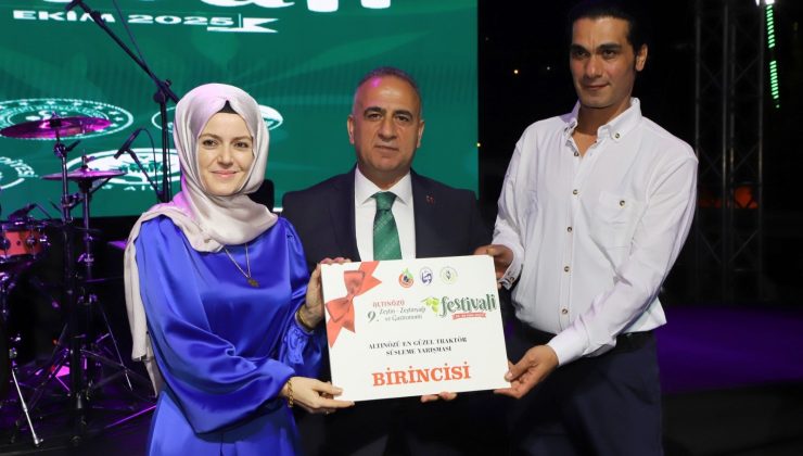TRAKTÖR SÜSLEME YARIŞMASINDA TAHT YİNE KOCAMAN’IN!