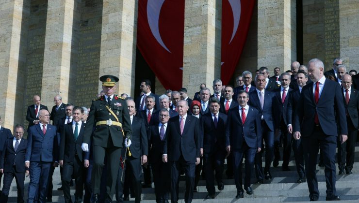 CUMHURBAŞKANI ERDOĞAN, ANITKABİR’DE DÜZENLENEN TÖRENE KATILDI