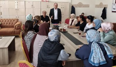 BAYRAKDAR’DAN EĞİTİM ÇALIŞANLARINA ZİYARET