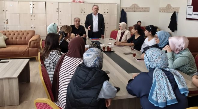 BAYRAKDAR’DAN EĞİTİM ÇALIŞANLARINA ZİYARET