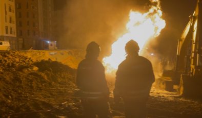 DOĞAL GAZ PATLAMASIYLA ÇIKAN YANGINDA 2 İŞÇİ YARALANDI   