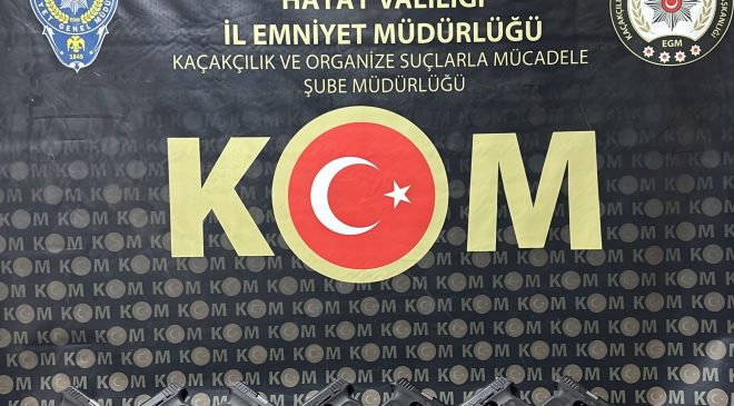 ÇUVALDAN 10 RUHSATSIZ TABANCA ÇIKTI   