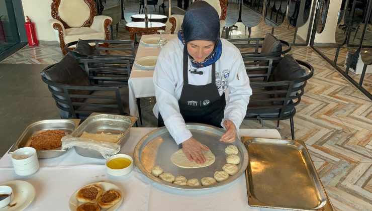 AVRUPA BİRLİĞİ’NDEN TESCİLLİ KAYTAZ BÖREĞİ EL MAHARETİYLE LEZZET BULUYOR   