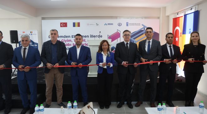 GELECEĞİN USTALARINI YETİŞTİRECEK AYAKKABI ORTAK İMALAT VE EĞİTİM MERKEZİ’NİN AÇILIŞI YAPILDI   