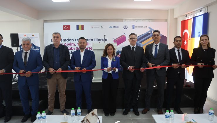 GELECEĞİN USTALARINI YETİŞTİRECEK AYAKKABI ORTAK İMALAT VE EĞİTİM MERKEZİ’NİN AÇILIŞI YAPILDI   