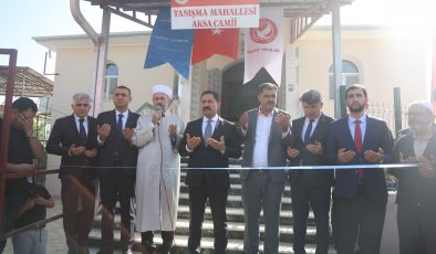 DEPREMİN YIKTIĞI KENTTE İNŞASI TAMAMLANAN 107’NCİ CAMİ İBADETE AÇILDI   