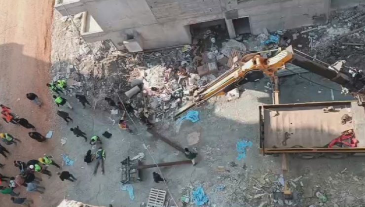 VİNCİN KIRILMASIYLA 2 İŞÇİ 25 METREDEN YERE ÇAKILDI 