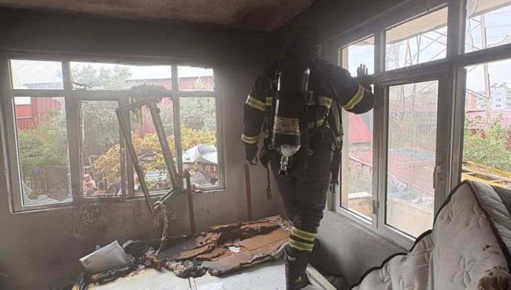 HATAY’DA EV YANGINI: 1 KİŞİ DUMANDAN ETKİLENDİ  