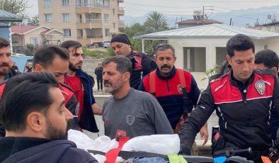 HAFİF TİCARİ ARACIN ÇARPTIĞI GENÇ KADIN, KANALA DÜŞEREK HAYATINI KAYBETTİ 