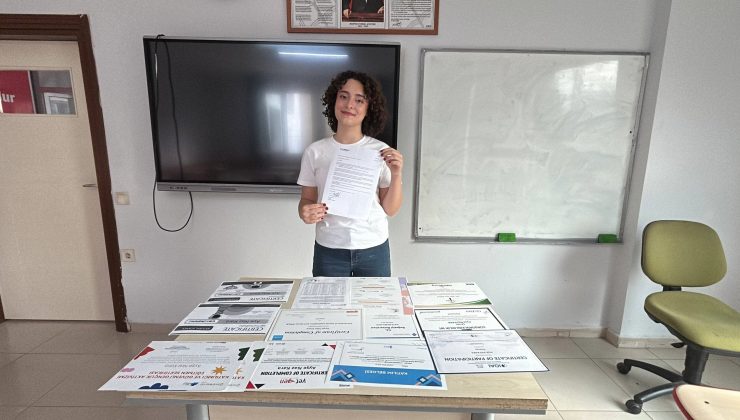 “DERS ÇALIŞIRKEN YEMEK YEMEYİ BİLE UNUTTUM” DİYEN AYŞE NAZ, AMERİKAN RİCE ÜNİVERSİTESİ’NDEN VE NASA’DAN EĞİTİM DAVETİ ALDI 