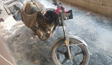 HATAY’DA MOTOSİKLET HIRSIZLIĞI ÇETESİ TUTUKLANDI 