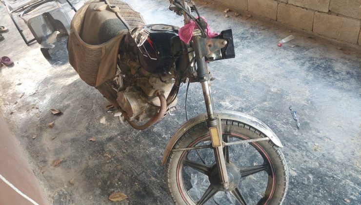 HATAY’DA MOTOSİKLET HIRSIZLIĞI ÇETESİ TUTUKLANDI 