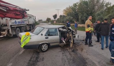 TOFAŞ’IN HURDAYA DÖNDÜĞÜ KAZADA 6 KİŞİ YARALANDI   