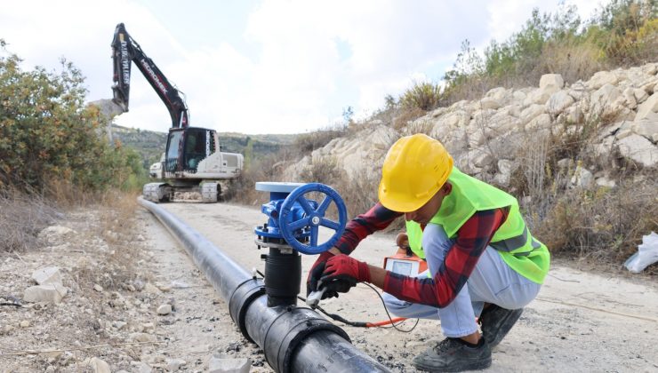 HATAY’IN BEREKETLİ TOPRAKLARINDA SU VERİMLİLİĞİ İÇİN YATIRIMLAR SÜRÜYOR
