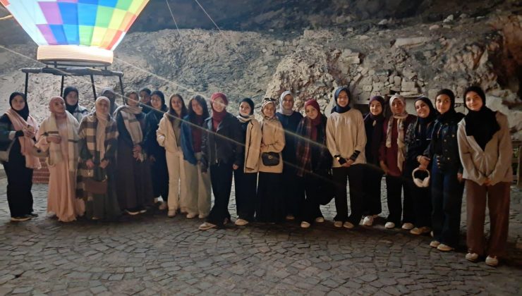 TÜGVA’LI DEPREMZEDE LİSE ÖĞRENCİLERİ KAPADOKYA’YI GEZDİ