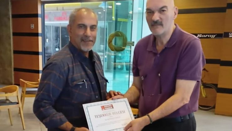 GAZETECİ-YAZAR HÜSEYİN ZORKUN’A ANLAMLI ÖDÜL…