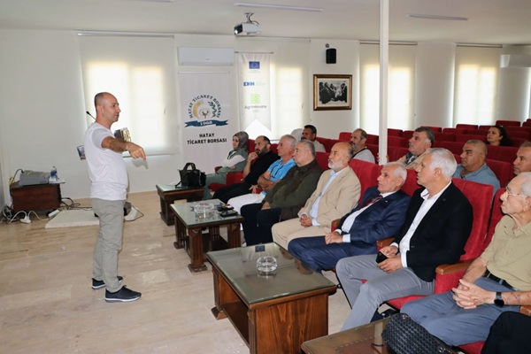 ZEYTİN YETİŞTİRİCİLİĞİ VE BUDAMA EĞİTİMİ ATB’DE GERÇEKLEŞTİRİLDİ