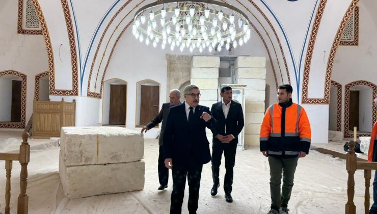 YAYMAN HABİB-İ NECCAR CAMİ İNŞAATINI İNCELEDİ