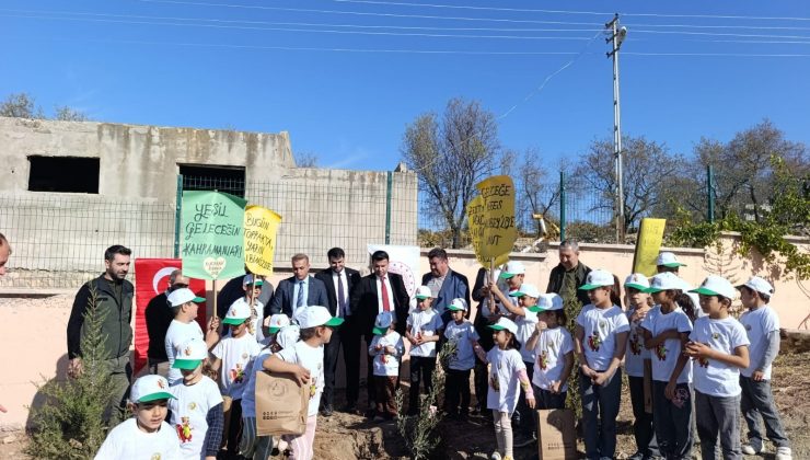 HATAY’DA MİNİK ELLER ÇEVREYİ TEMİZLEDİ 