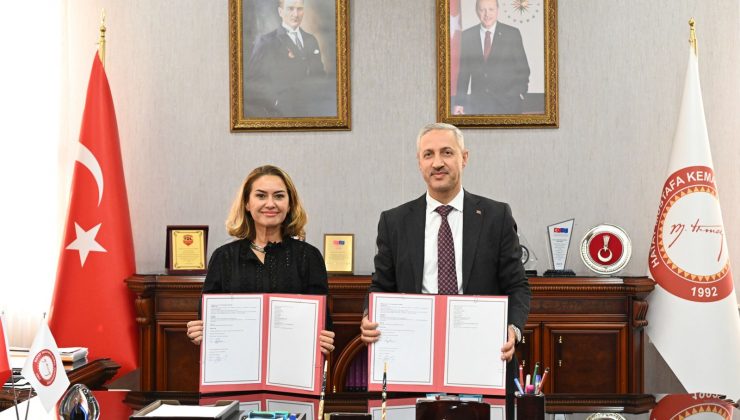 HATAY’DA İSTİLACI SU SÜMBÜLLERİ EKONOMİYE KAZANDIRILACAK