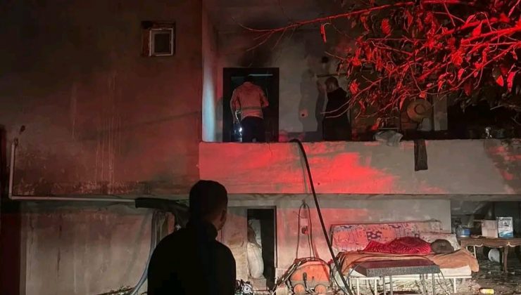 ARSUZ’DA MÜSTAKİL EV YANDI 