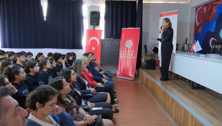 HATAY’DA ÖĞRENCİLERE DEZENFORMASYONLA MÜCADELE FARKINDALIK EĞİTİMİ VERİLDİ   
