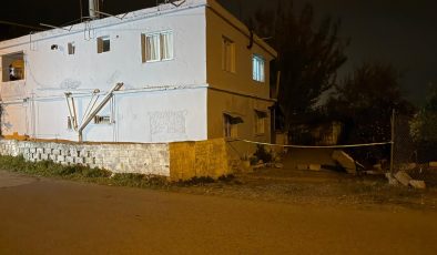 ÖLDÜRDÜĞÜ EŞİNİ EVİNİN BANYOSUNA GÖMDÜ   